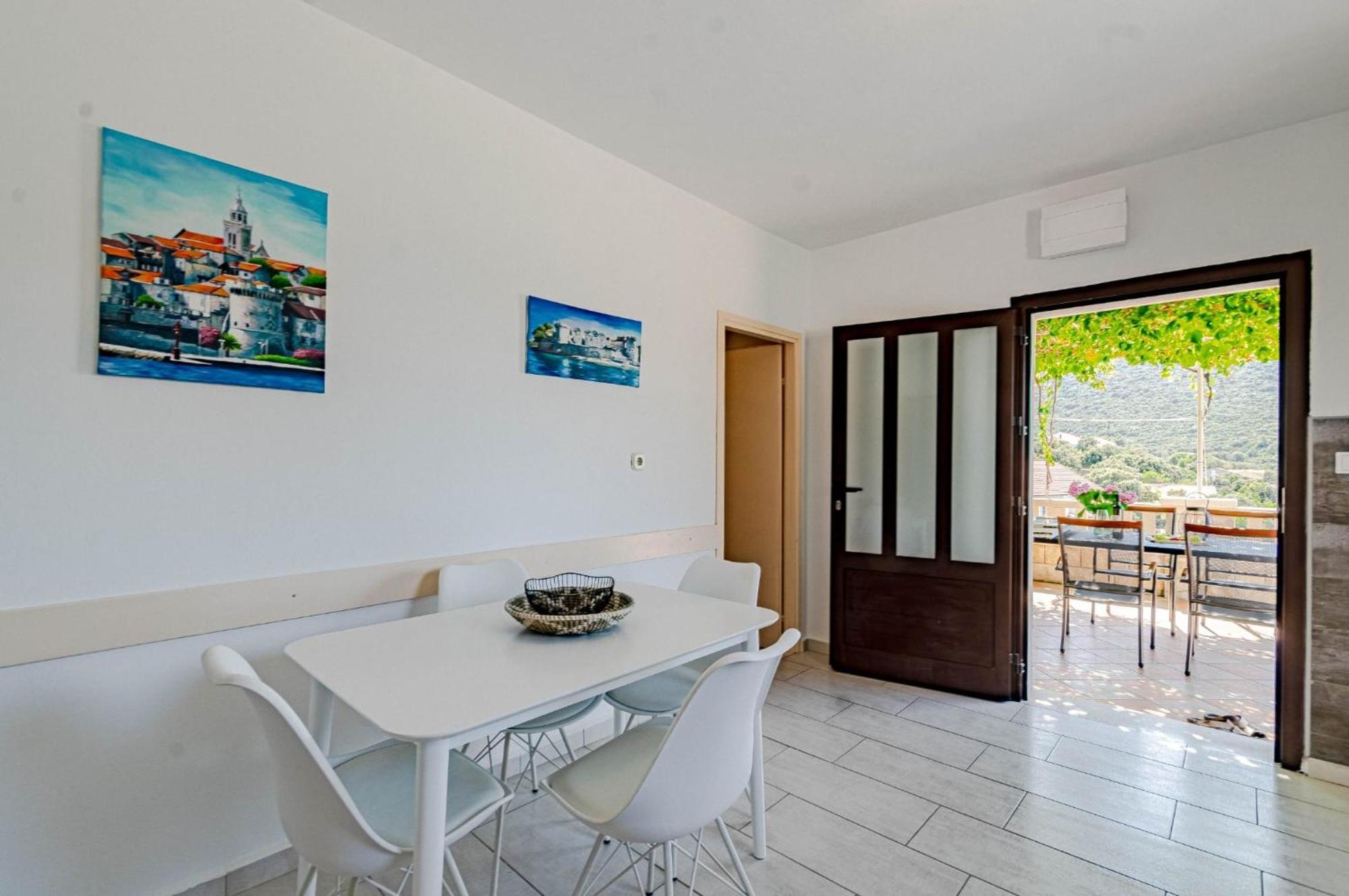 Seaside Apartments With A Swimming Pool Tri Zala, Korcula - 558 Zrnovo Quarto foto